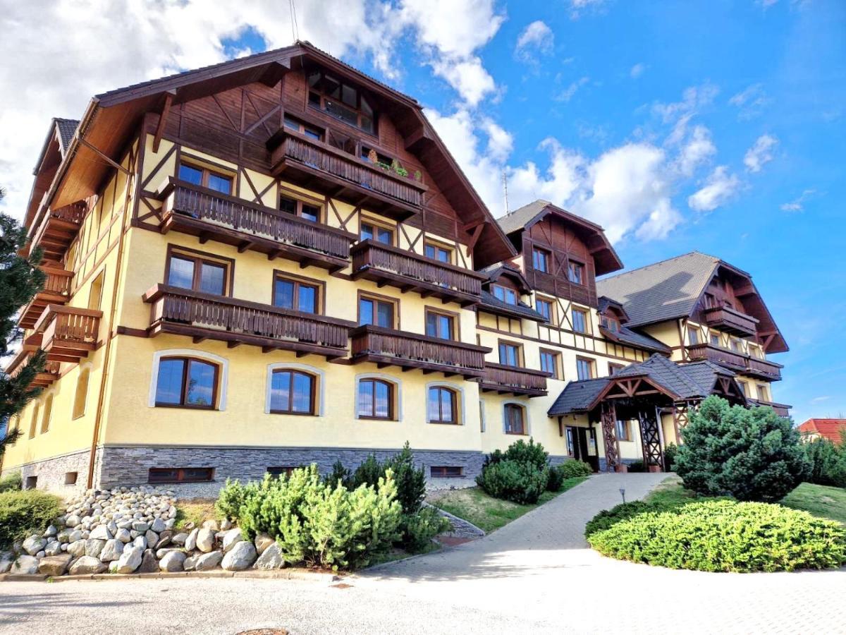 Apartment Tatry Hiking & Wellness Велка Ломница Екстериор снимка